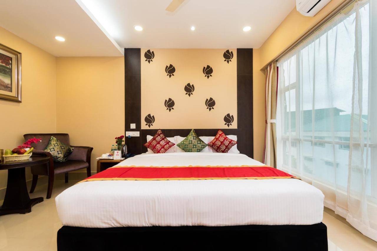 Central Courtyard Boutique Hotel Силигури Екстериор снимка