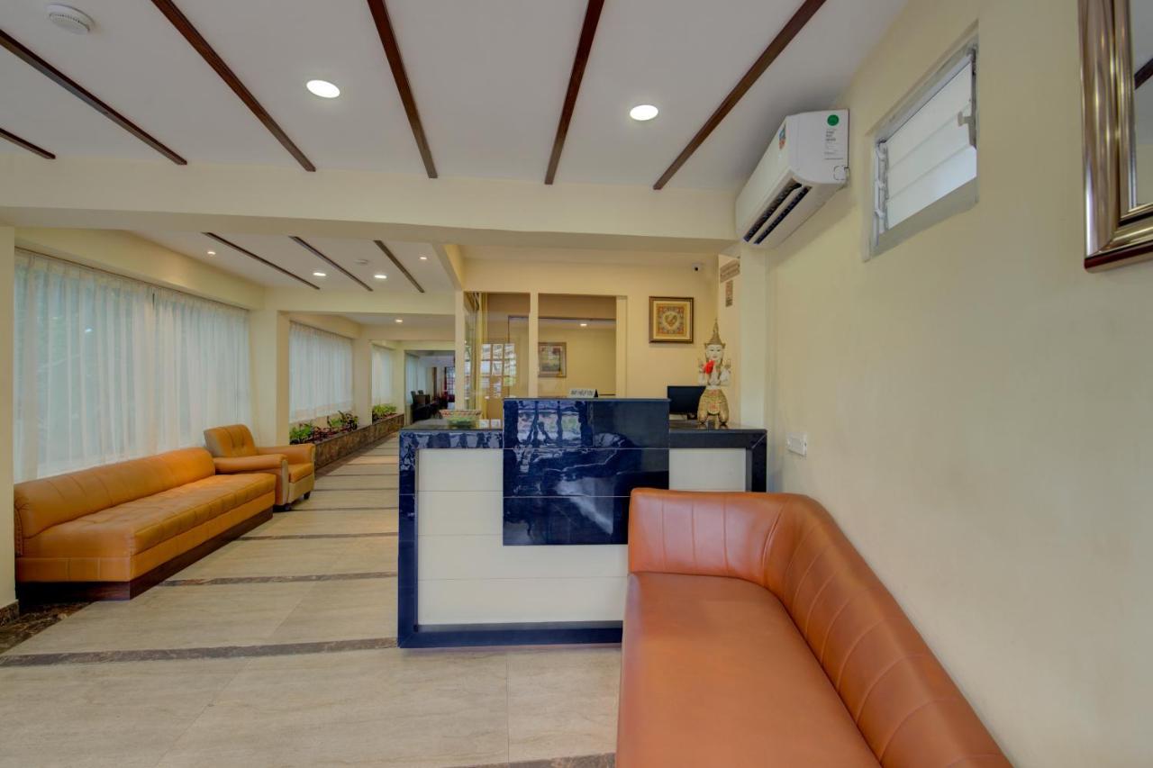 Central Courtyard Boutique Hotel Силигури Екстериор снимка