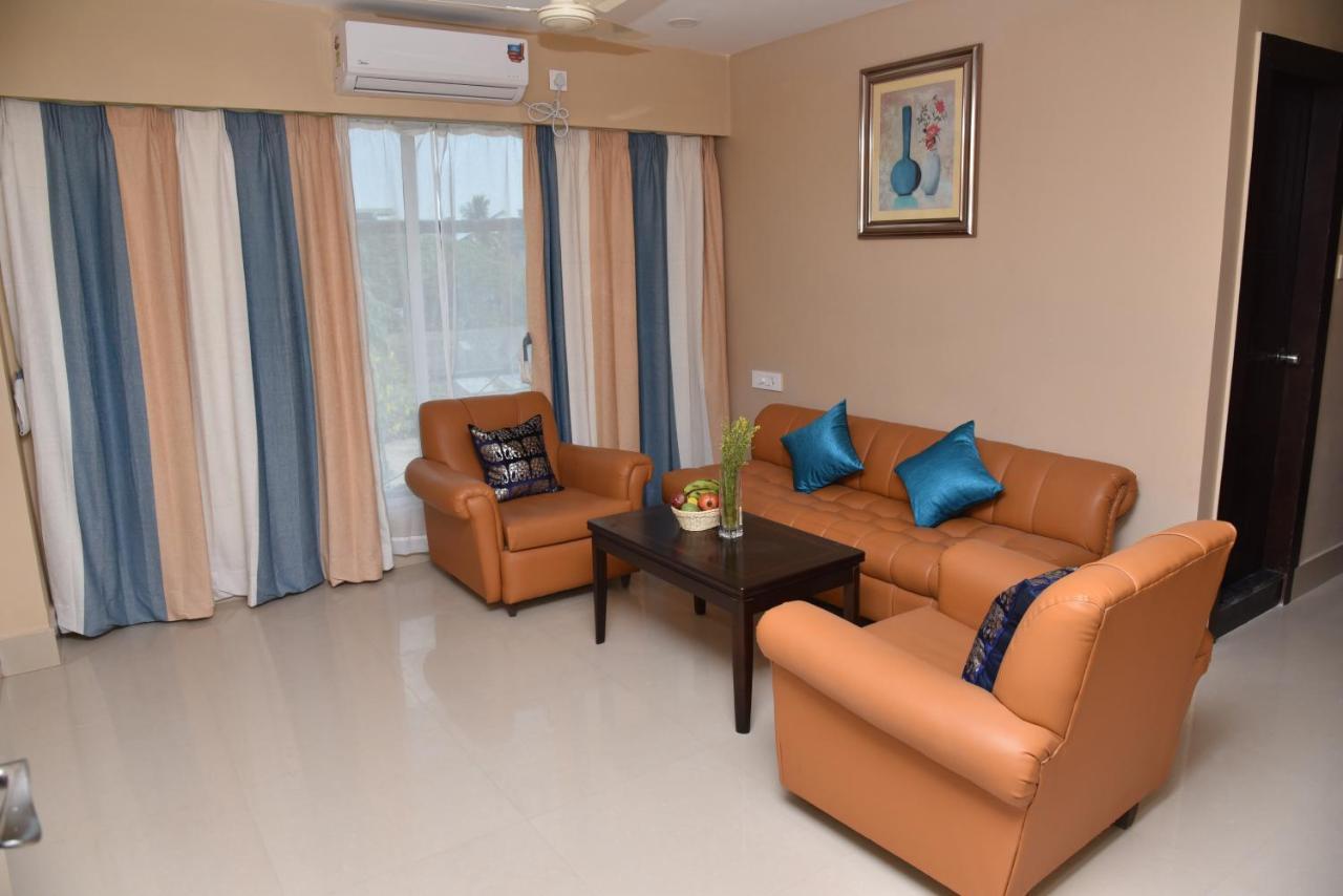 Central Courtyard Boutique Hotel Силигури Екстериор снимка